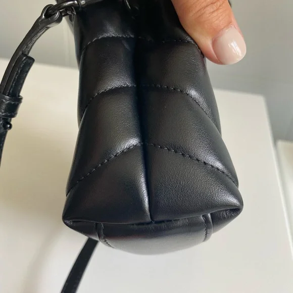 YSL Toy Loulou with black accents - Picture 5 of 8